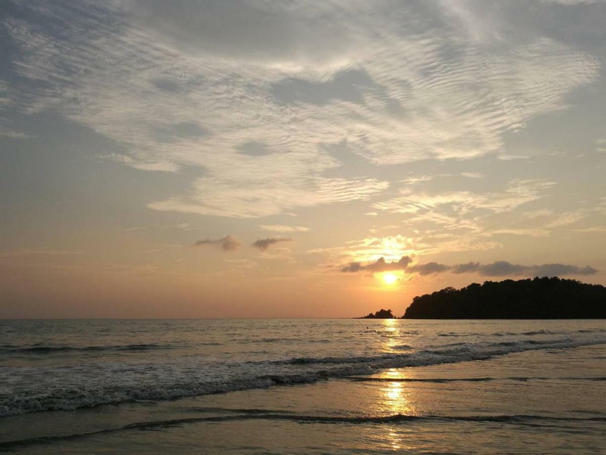 Lucky Resort Koh Phayam Exterior foto